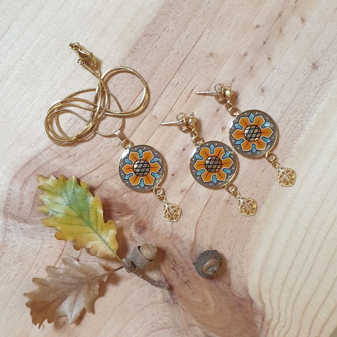 Boucles d'oreille pendantes aux couleurs de l'automne