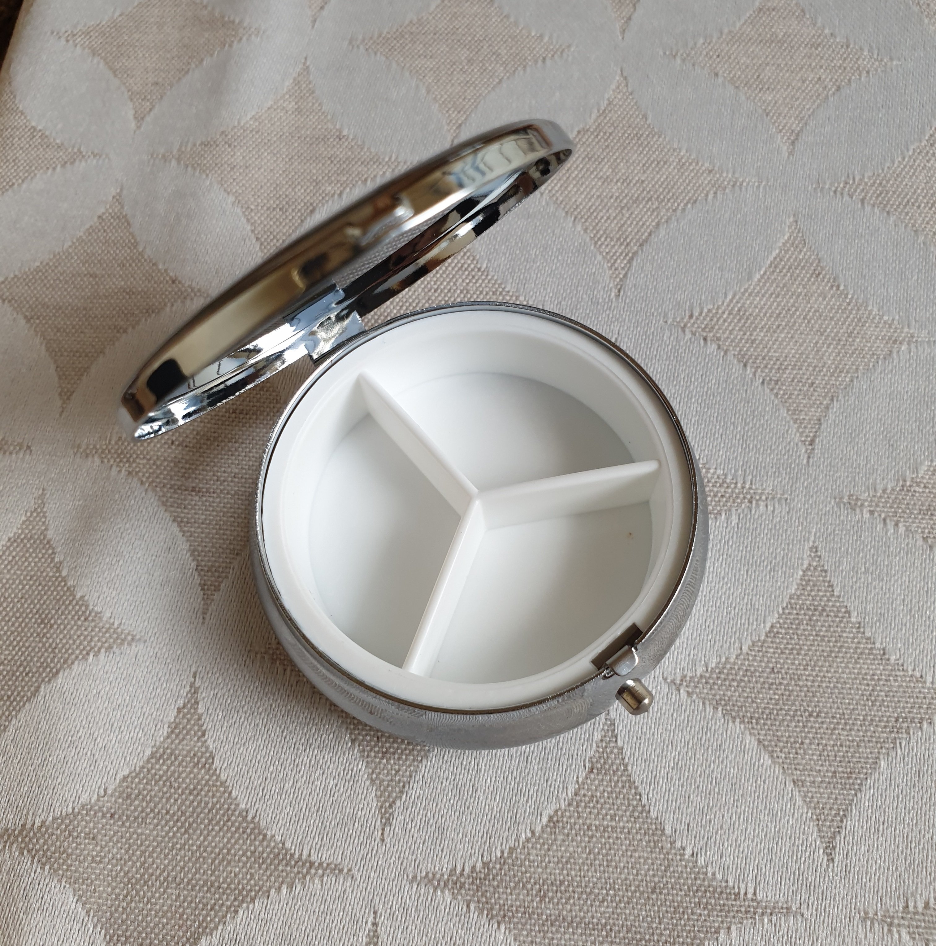 Bo&icirc;te pilulier petit enluminure Florence