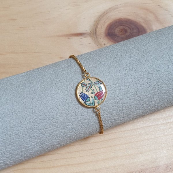 Bracelet r&eacute;glable enluminure tulipes